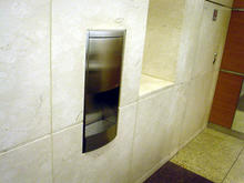 日本橋三井タワー　2階トイレ