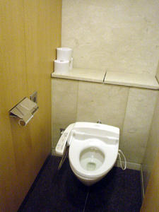 日本橋三井タワー　2階トイレ