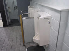 吉祥寺ロンロン　中央１階トイレ