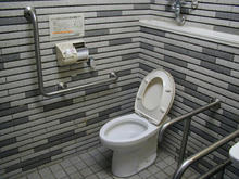 不動公園多目的トイレ