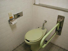 多摩センター交通財団ビル　5階多目的トイレ