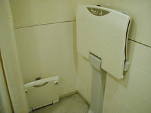 伊勢丹立川店　北東多目的トイレ