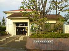 三鷹市西部図書館