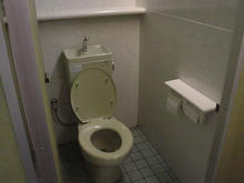 中野ブロードウェイ　地下1階北トイレ