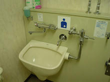 小金井福祉会館　1階多目的トイレ