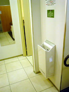 西友保谷店　3階トイレ