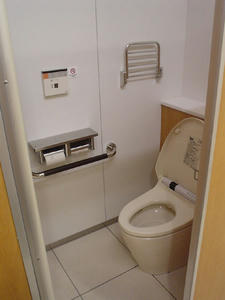 西友保谷店　3階トイレ