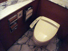 目黒雅叙園　2階北トイレ