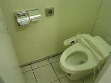 立川モディ　4階トイレ