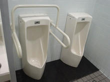 西友国立店3階トイレ