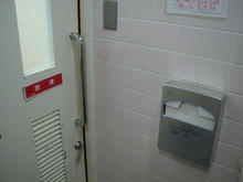 西友国立店3階多目的トイレ