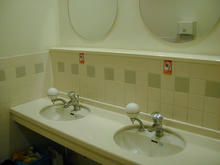 よしもとゲームアミュージアム昭島店トイレ