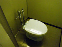 柴崎市民体育館　1階トイレ