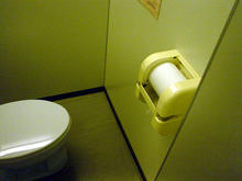 柴崎市民体育館　1階トイレ