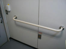 柴崎市民体育館　地下1階多目的トイレ