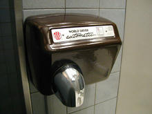 恵比寿ガーデンプレイス　公衆トイレ