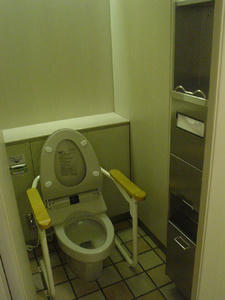 恵比寿三越　地下1階南トイレ