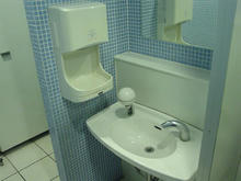 キッチンコート西調布店　2階トイレ