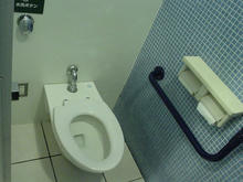 キッチンコート西調布店　2階トイレ