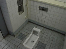 井の頭公園　公園南側テニスコート脇トイレ