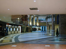 東京競馬場　3階センターコート西