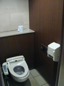 恵比寿ガーデンプレイス　グラススクエア地下1階南トイレ