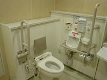 吉祥寺パルコ　5階多目的トイレ