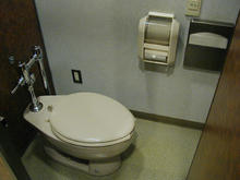 保谷こもれびホール 　1階大ホールトイレ