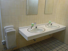 ルミネ荻窪店　4階トイレ