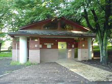 小金井公園　槻の木広場トイレ