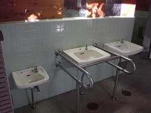 小金井公園　槻の木広場トイレ