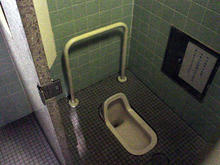 小金井公園　槻の木広場トイレ