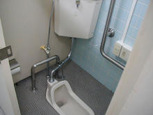 ひばりが丘公民館トイレ