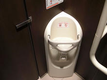 日本橋三越新館　9階トイレ