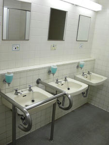 高井戸地域区民センター 2階トイレ