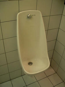 伊東屋（itoya）銀座本店本館　9階トイレ