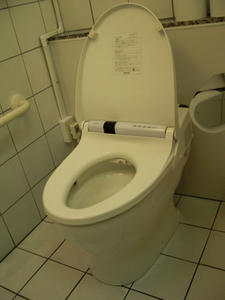 伊東屋（itoya）銀座本店本館　9階トイレ