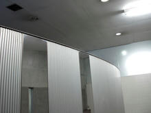 飛田給駅前トイレ