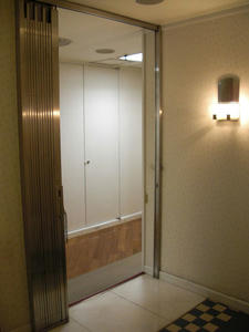 日本橋三越本店　本館2階南東トイレ