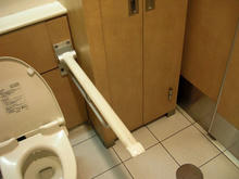 紀伊国屋書店　新宿南店　5階トイレ