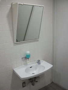 高井戸駅コンコース 多目的トイレ