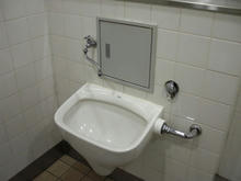 フレンテ新宿(西新宿地下通路)多目的トイレ