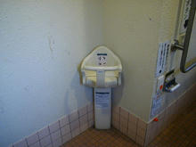 田中町住宅第一公園多目的トイレ