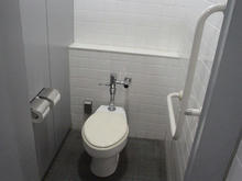 味の素スタジアム 正面ゲートトイレ