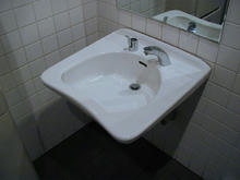 味の素スタジアム ポケットガーデン外トイレ