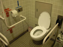 京王高幡SC　3階東多目的トイレ