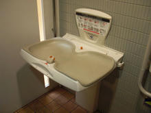 京王リトナード稲城 3階多目的トイレ