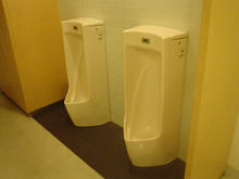 レンガ館モール 2階トイレ