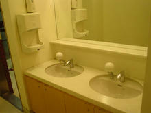 レンガ館モール 2階トイレ