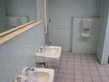 ダイエー東大和店　2階トイレ